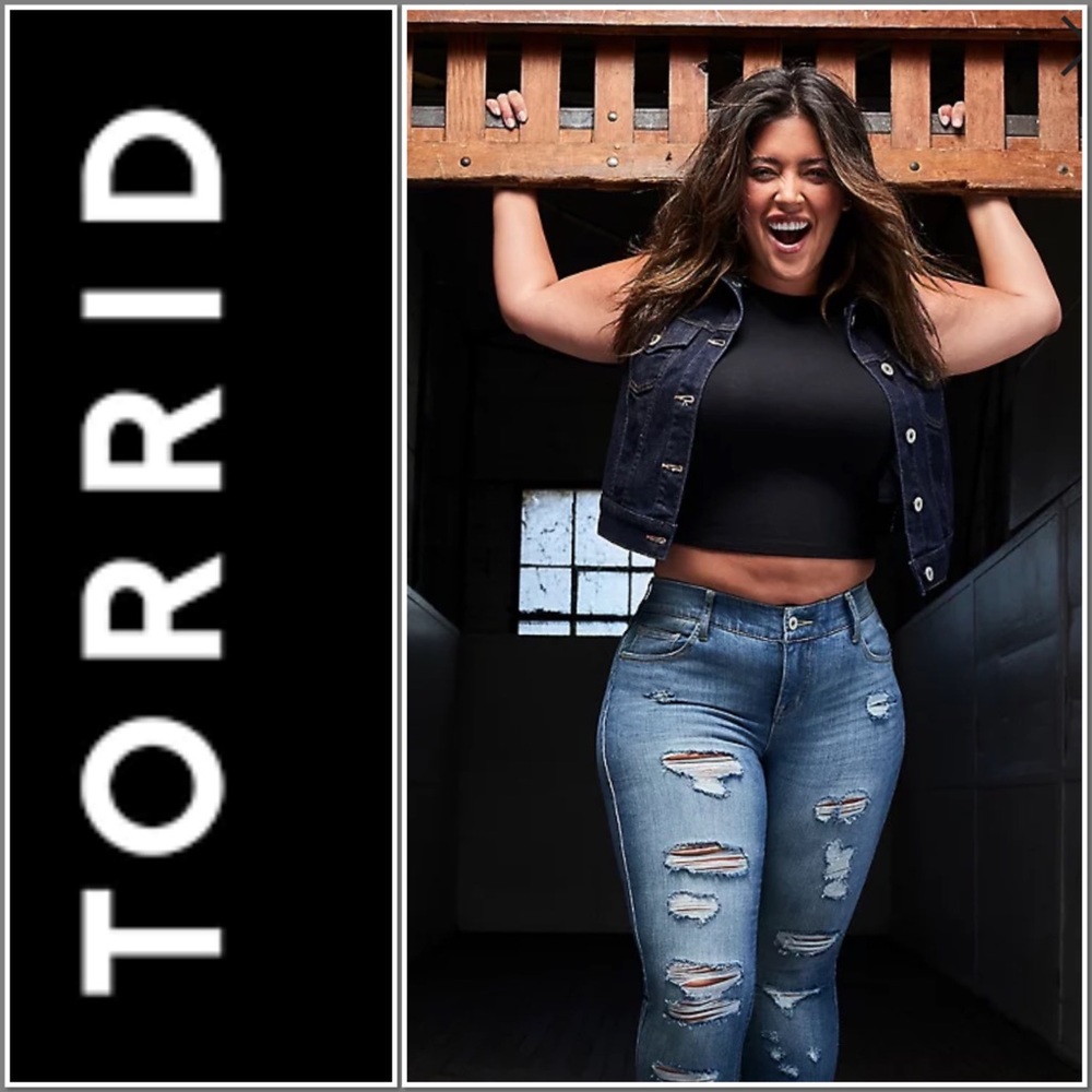 🔥EUC🔥 TORRID BOMBSHELL SKINNY JEAN - PREMIUM STRETCH MEDIUM WASH